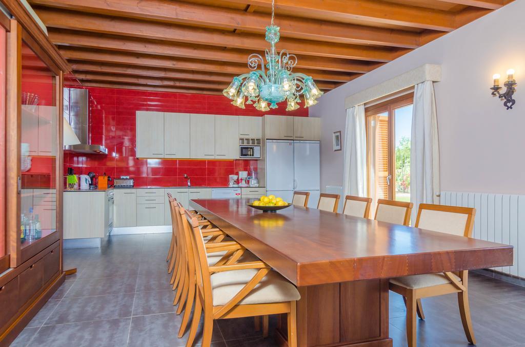 Villa Short De Conies 2