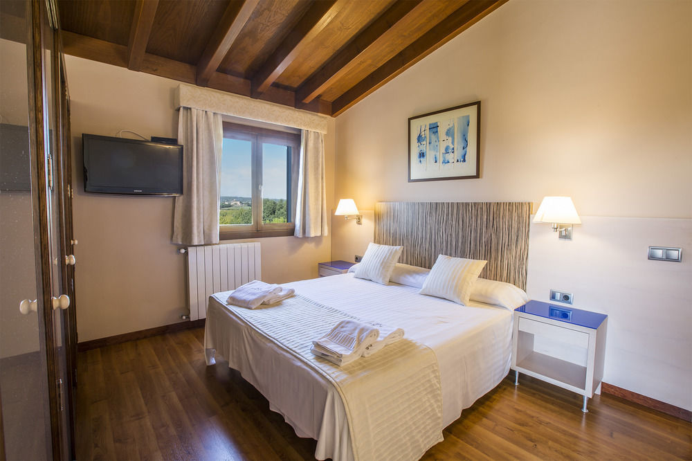 Villa Short De Conies 2
